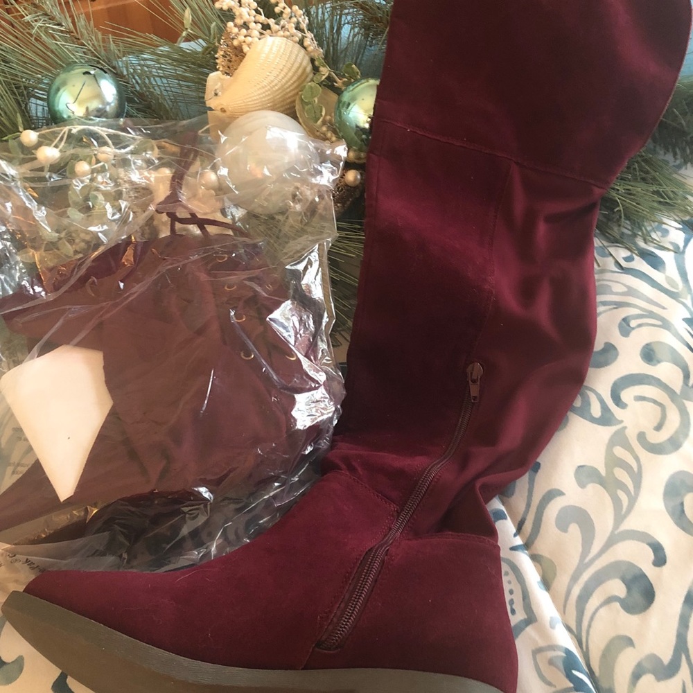 Over the knee suede burgundy boots 7.5